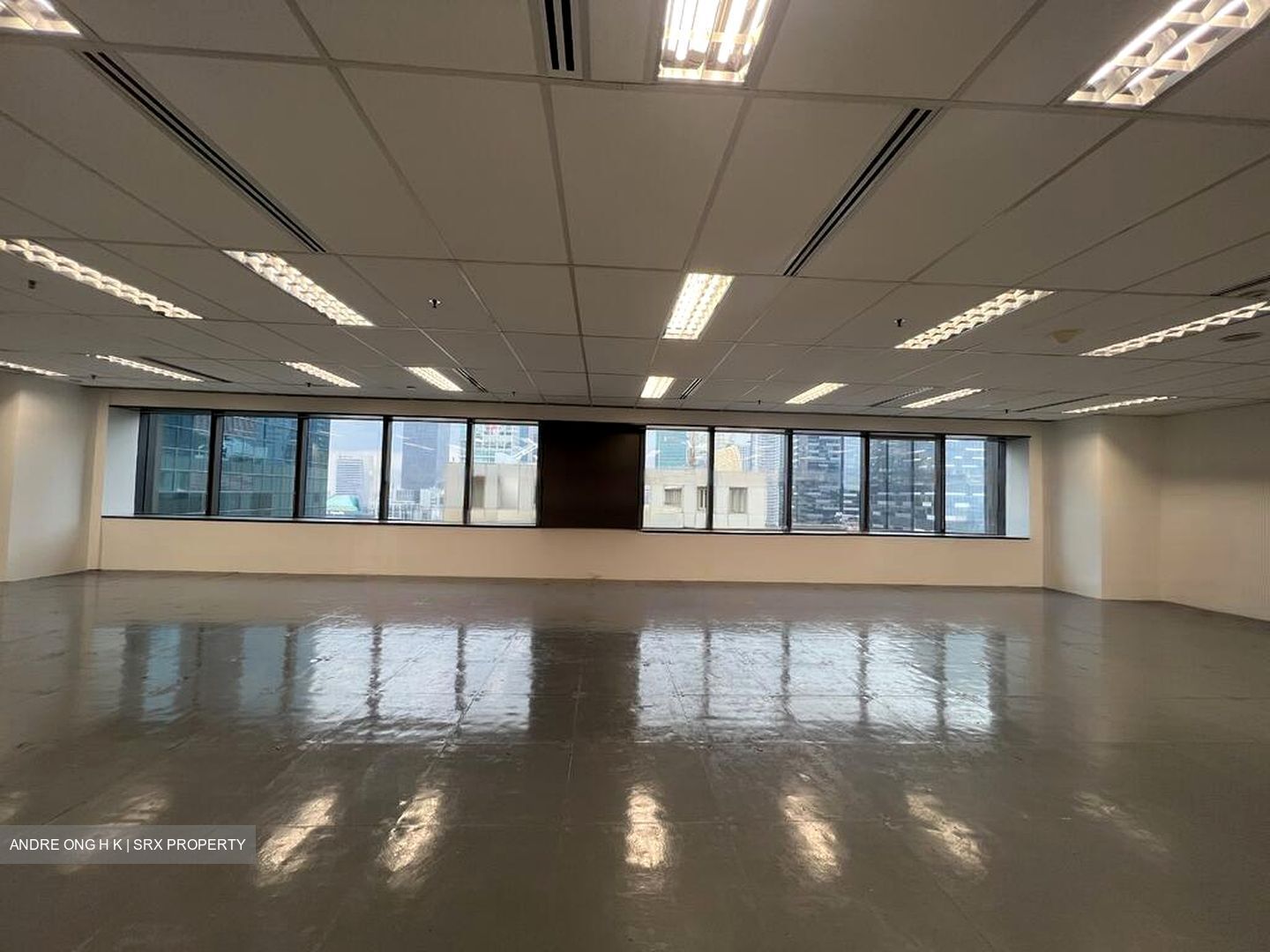 Oue Downtown (D1), Office #451214641